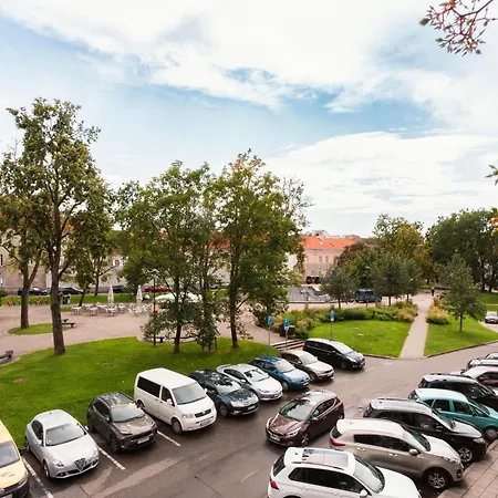 Апартаменты French Park View *