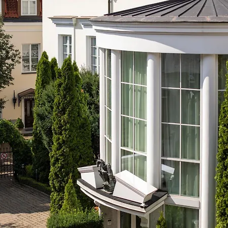 Апартаменты French Park View Вильнюс